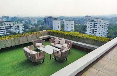 Landscaped rooftop terrace lounge